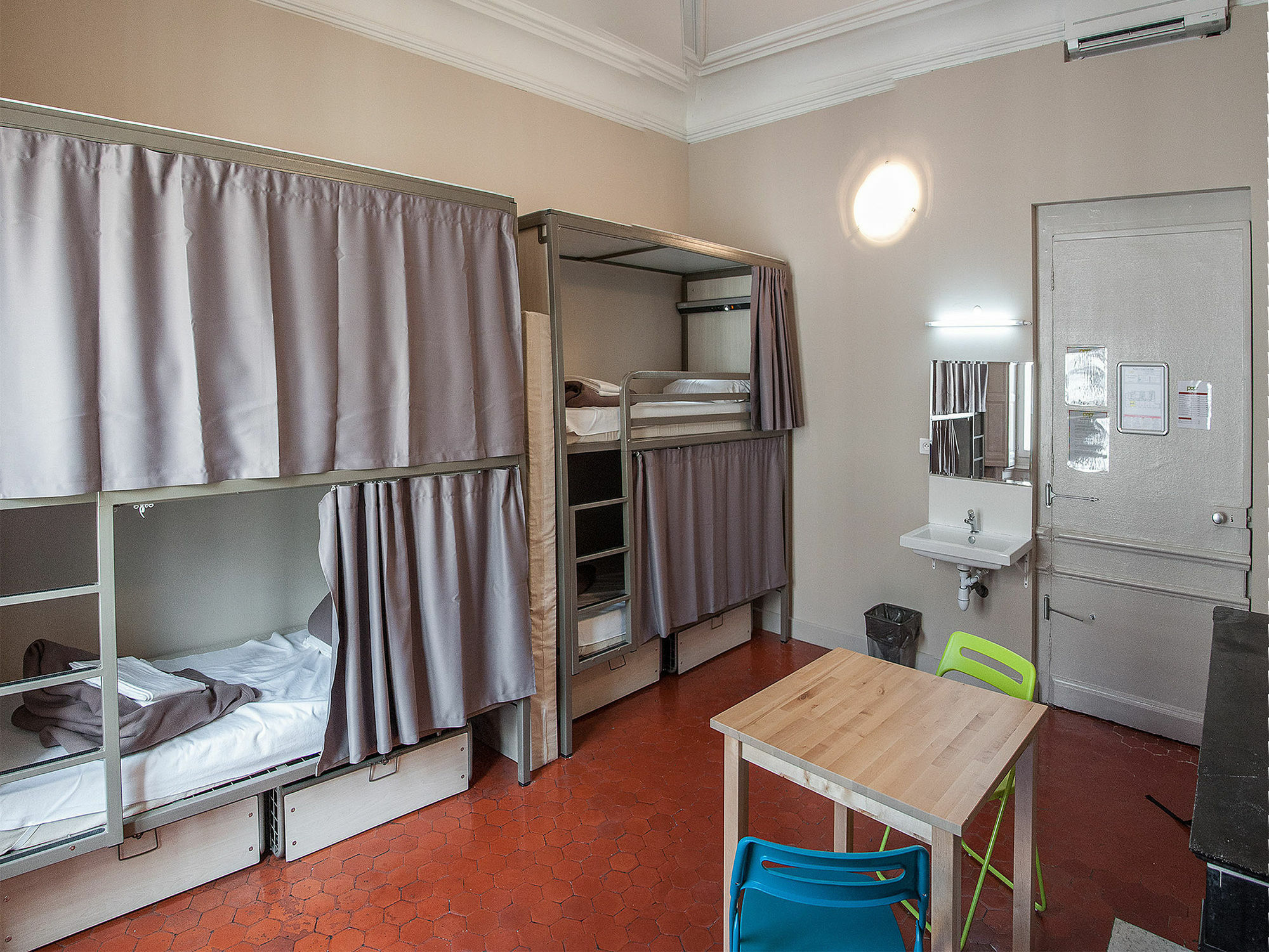 Pop Hostel Avignon Eksteriør bilde